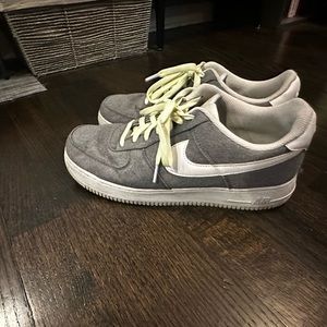 Nike Air Force One Move to Zero